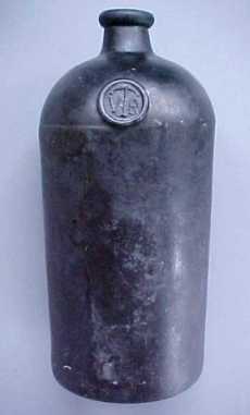 VR seal on Black glass bottle